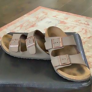 Kids Size 33 Birkenstock 2 buckle
